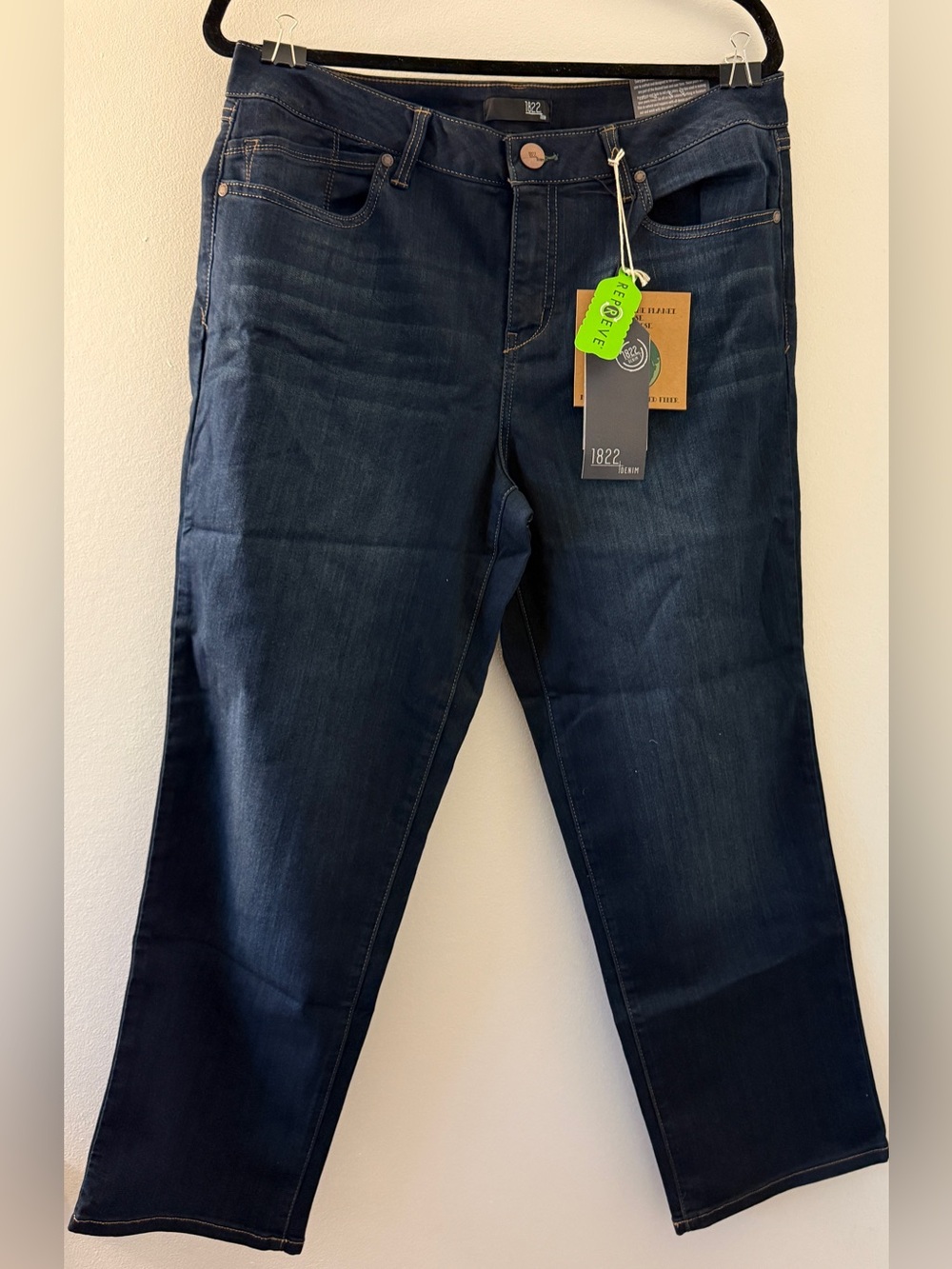 Women’s NWT 1822 Denim Dark Wash Slim Ankle Straight Jeans 16